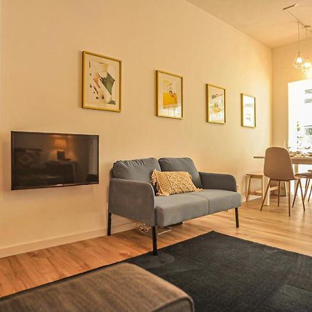 Guesthouse Marques De Pombal - 8 Bedroom Apartment 리스본 외부 사진