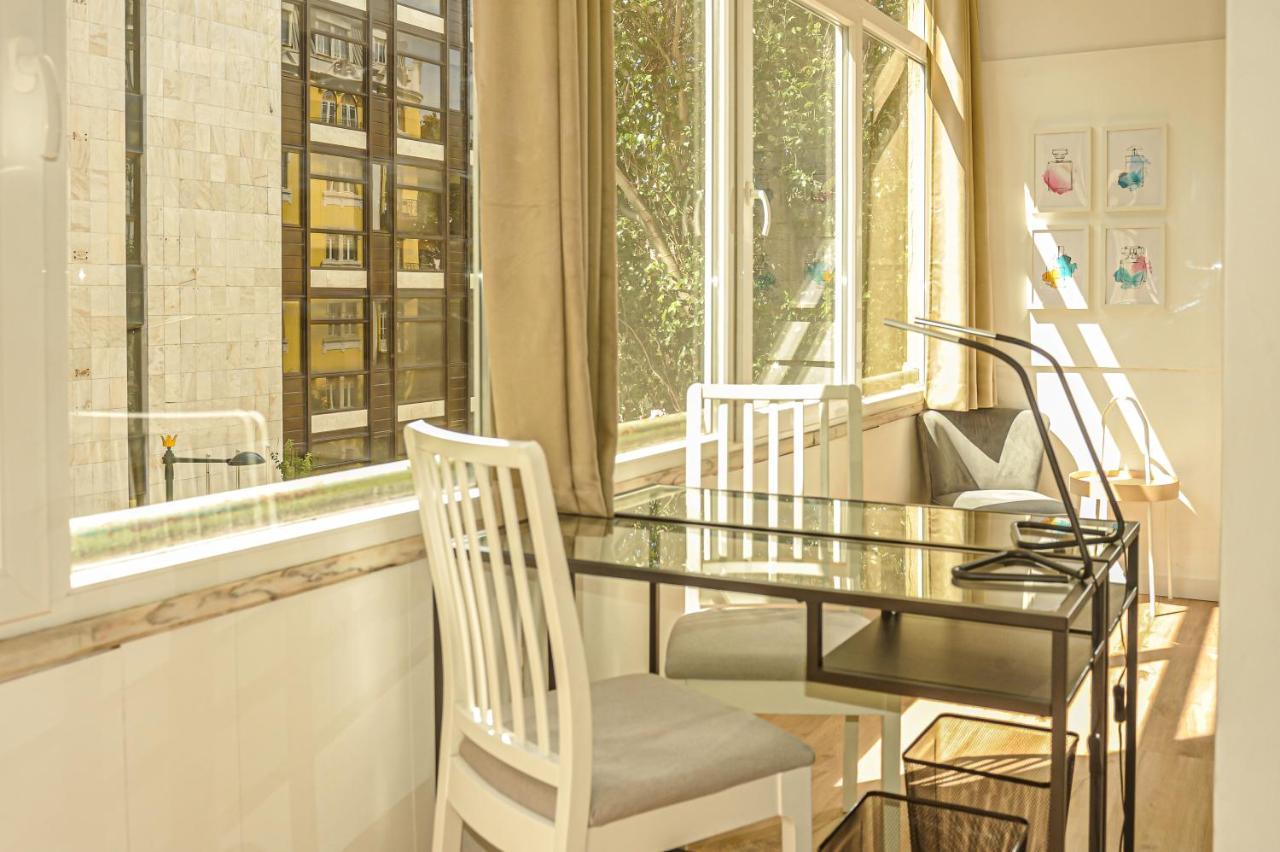 Guesthouse Marques De Pombal - 8 Bedroom Apartment 리스본 외부 사진