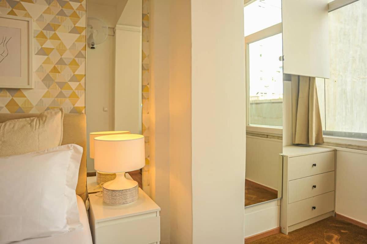 Guesthouse Marques De Pombal - 8 Bedroom Apartment 리스본 외부 사진