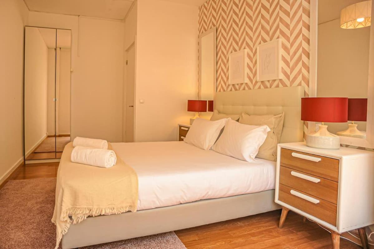 Guesthouse Marques De Pombal - 8 Bedroom Apartment 리스본 외부 사진